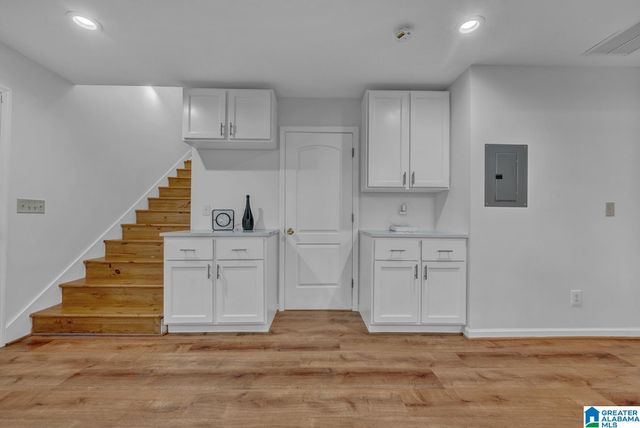 8621 DIVISION AVENUE, Birmingham, AL 35206