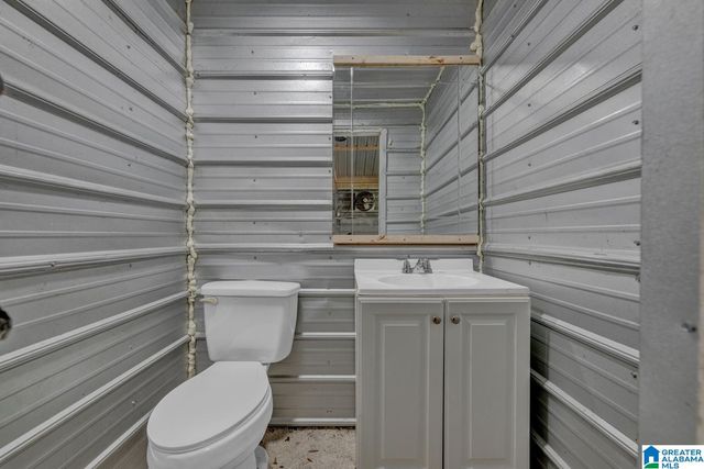 8621 DIVISION AVENUE, Birmingham, AL 35206