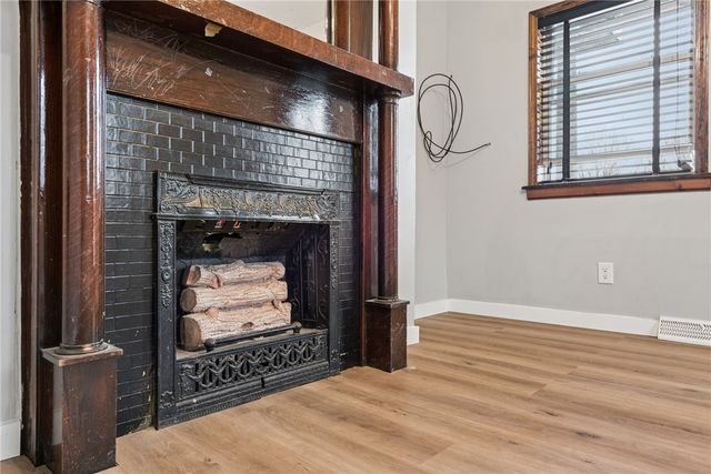 330 Braeburn Rd, Lower Burrell, PA 15068