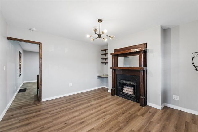 330 Braeburn Rd, Lower Burrell, PA 15068