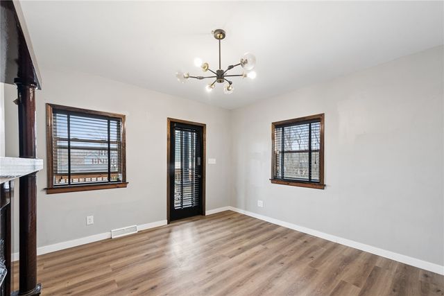 330 Braeburn Rd, Lower Burrell, PA 15068