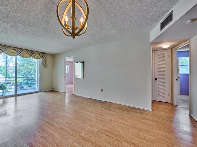 3091 E Sunrise Lakes Drive E 212, Sunrise, FL 33322