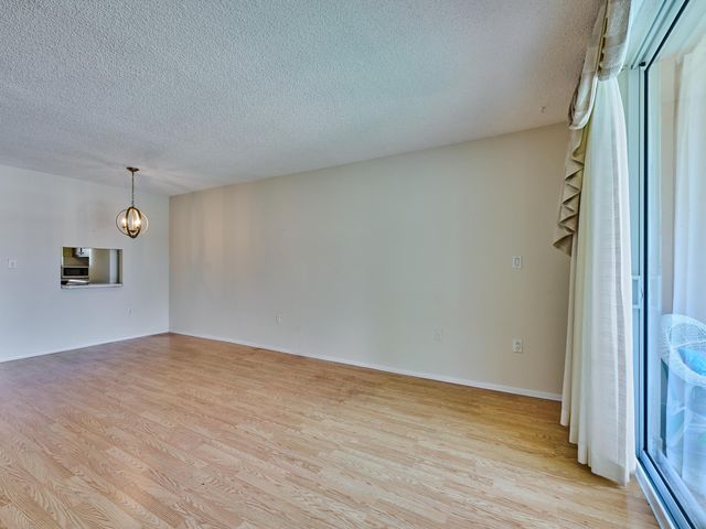3091 E Sunrise Lakes Drive E 212, Sunrise, FL 33322