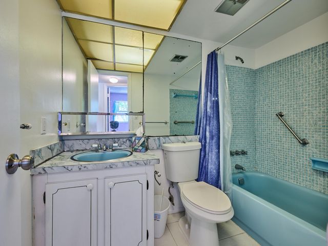3091 E Sunrise Lakes Drive E 212, Sunrise, FL 33322