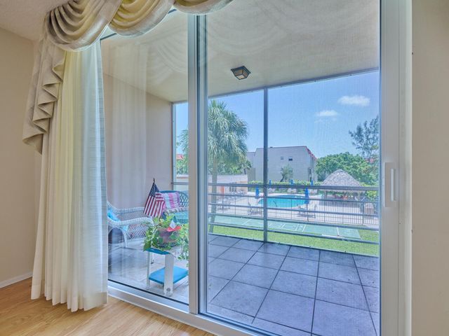 3091 E Sunrise Lakes Drive E 212, Sunrise, FL 33322