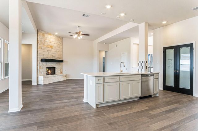 13637 Armstrong, Conroe, TX 77303