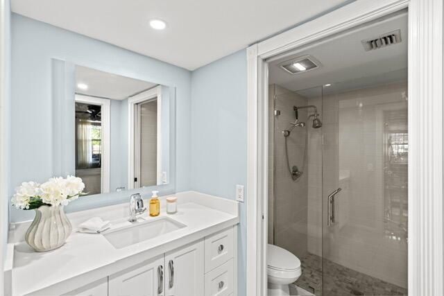 8104 Oakton Court 4b, Lake Clarke Shores, FL 33406