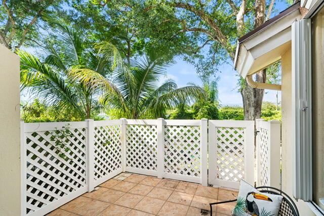 8104 Oakton Court 4b, Lake Clarke Shores, FL 33406