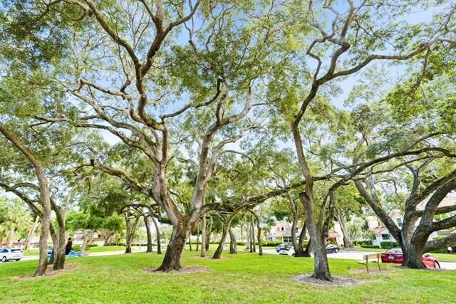 8104 Oakton Court 4b, Lake Clarke Shores, FL 33406