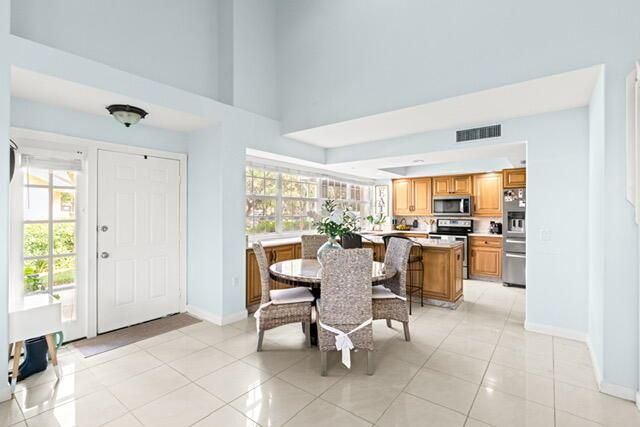 8104 Oakton Court 4b, Lake Clarke Shores, FL 33406