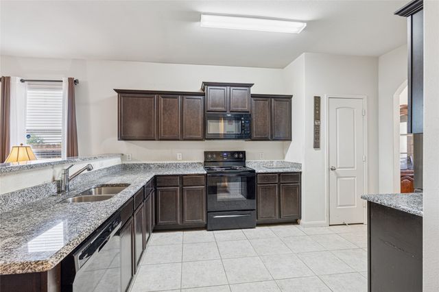 6325 Verdon Gorge Drive, Fort Worth, TX 76179