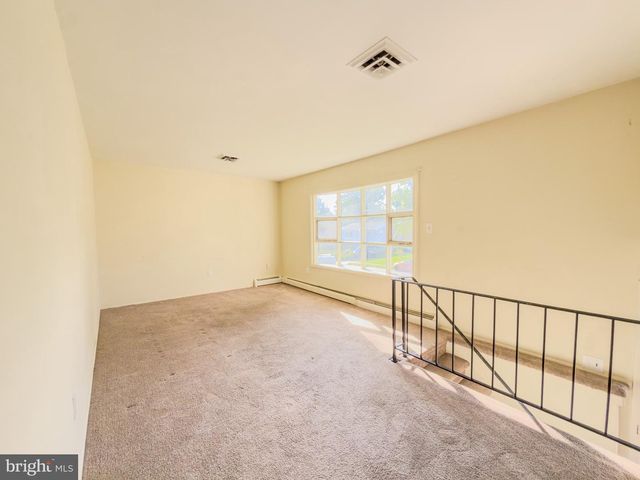 4509 HAMILTON DR, Woodbridge, VA 22193