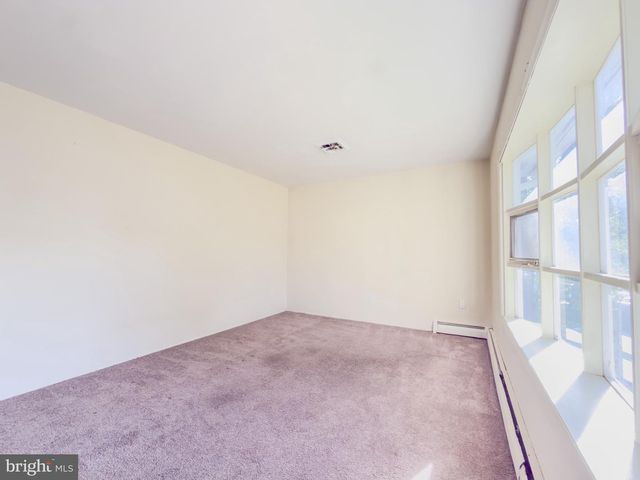 4509 HAMILTON DR, Woodbridge, VA 22193