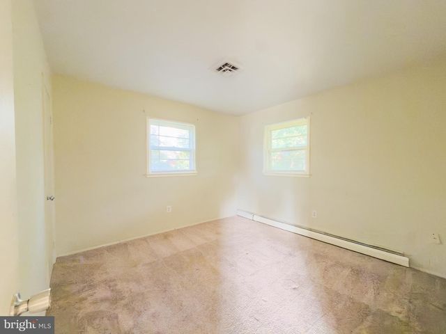 4509 HAMILTON DR, Woodbridge, VA 22193