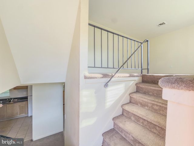 4509 HAMILTON DR, Woodbridge, VA 22193