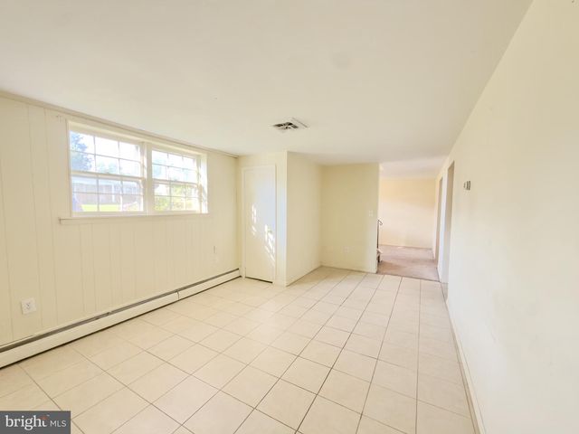 4509 HAMILTON DR, Woodbridge, VA 22193
