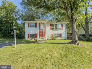 4509 HAMILTON DR, Woodbridge, VA 22193