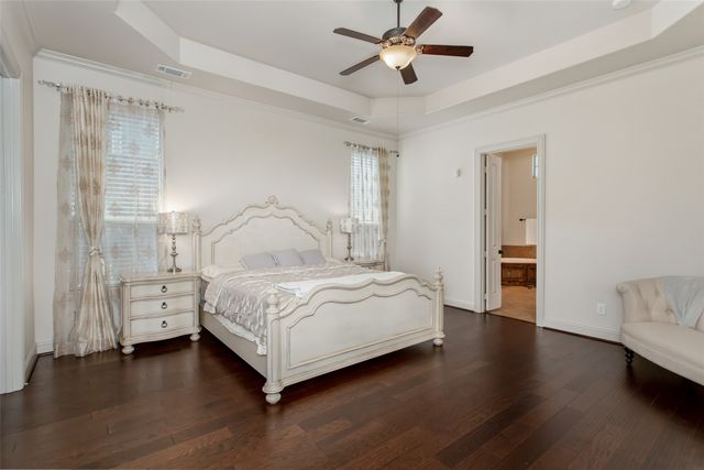 200 San Bernard Drive, Irving, TX 75039