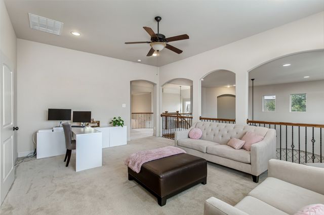200 San Bernard Drive, Irving, TX 75039