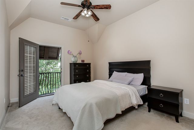 200 San Bernard Drive, Irving, TX 75039