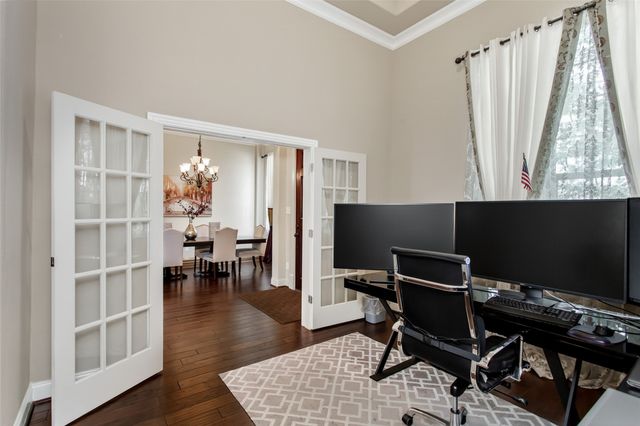 200 San Bernard Drive, Irving, TX 75039
