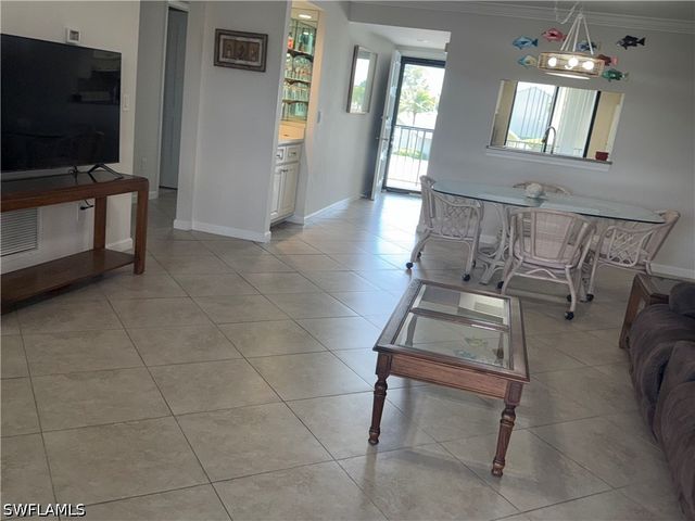 3803 SE 11th PL 1210, Cape Coral, FL 33904