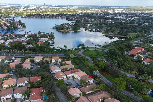 5869 NW 112th Ct, Doral, FL 33178