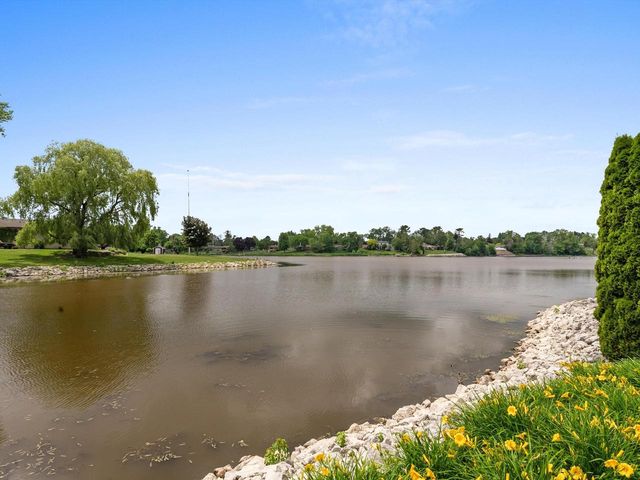 1505 Blue Heron DRIVE, Two Rivers, WI 54241