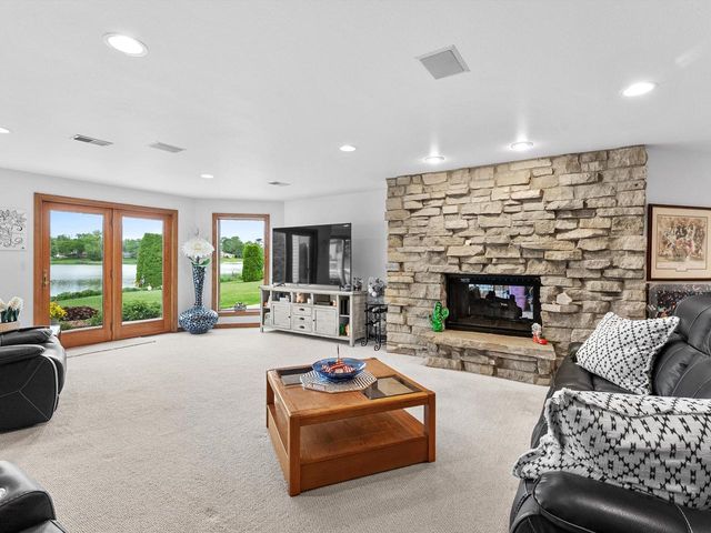 1505 Blue Heron DRIVE, Two Rivers, WI 54241