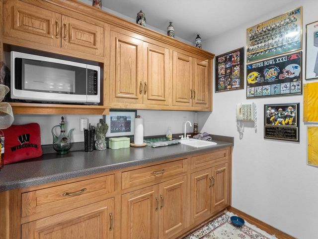 1505 Blue Heron DRIVE, Two Rivers, WI 54241