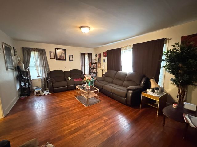 1118 Mobley St., Columbia, MS 39429