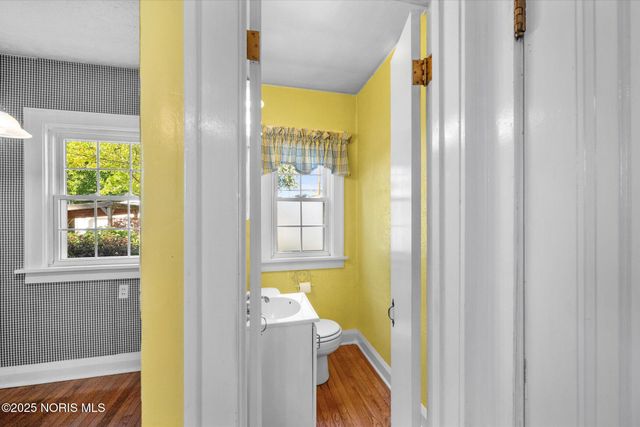 3215 Goddard Road, Toledo, OH 43606