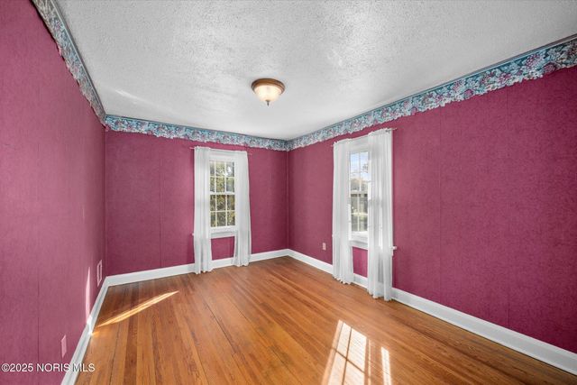 3215 Goddard Road, Toledo, OH 43606