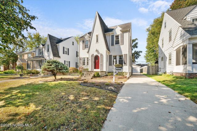 3215 Goddard Road, Toledo, OH 43606