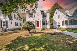 3215 Goddard Road, Toledo, OH 43606