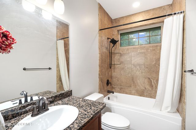 1204 STABLESTONE LANE, Columbia, MO 65201