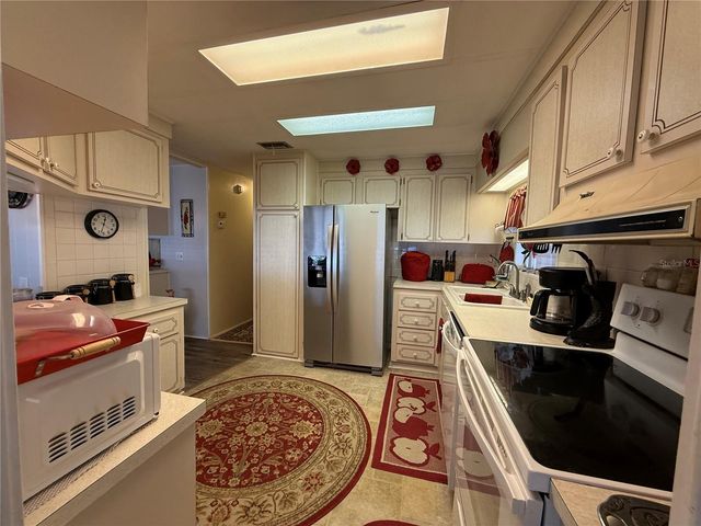 50 N BOBWHITE ROAD, Wildwood, FL 34785