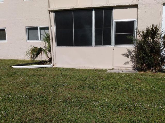 225 Bonnie Boulevard 109, Palm Springs, FL 33461