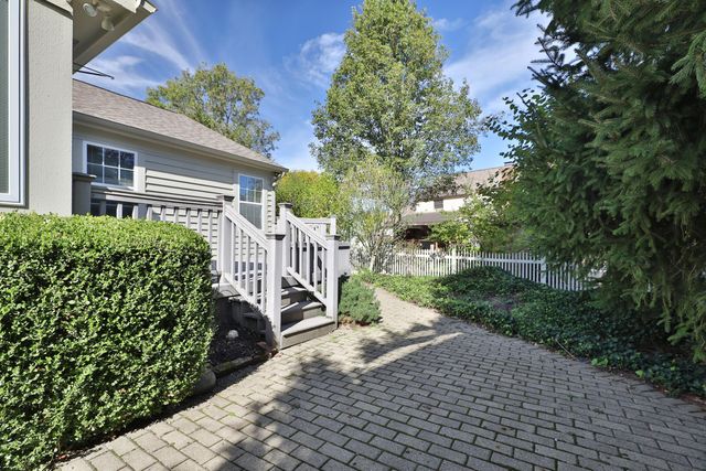 4638 Mossrock Drive, Hilliard, OH 43026