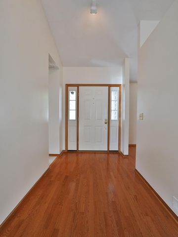 4638 Mossrock Drive, Hilliard, OH 43026