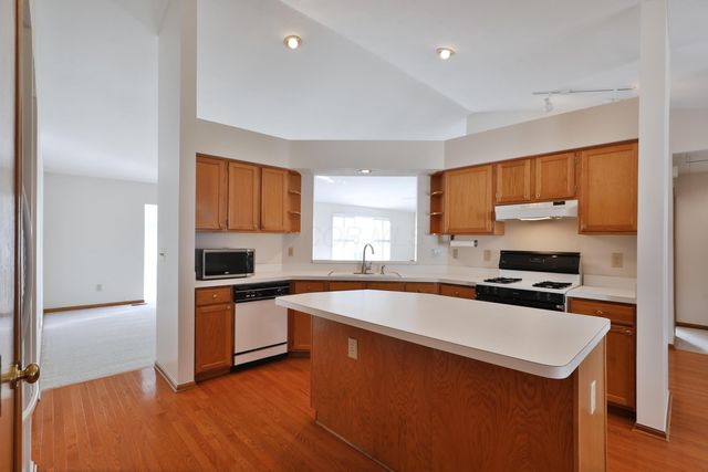 4638 Mossrock Drive, Hilliard, OH 43026