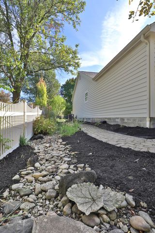 4638 Mossrock Drive, Hilliard, OH 43026