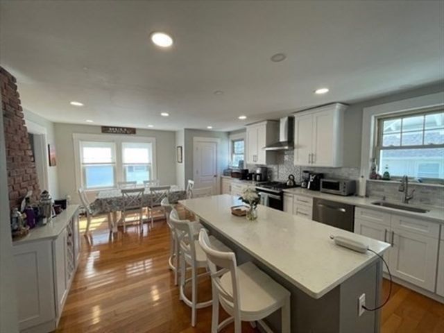 201 Samoset Av Winter Rntl, Hull, MA 02045