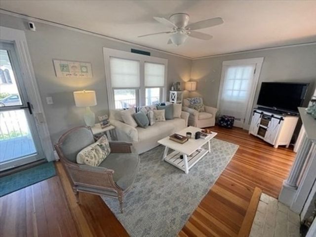 201 Samoset Av Winter Rntl, Hull, MA 02045