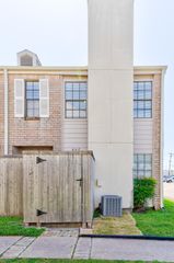 14600 Fonmeadow Drive 807, Houston, TX 77035
