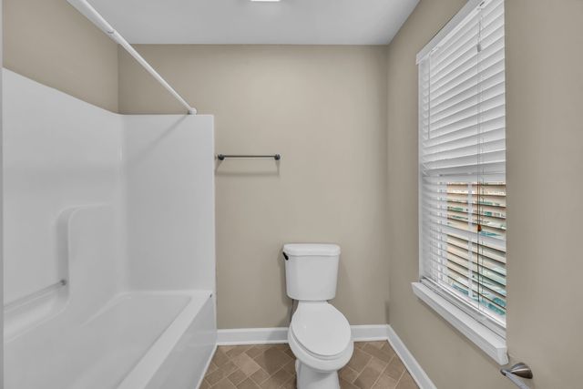 612 Bradburn Village Cir, Antioch, TN 37013