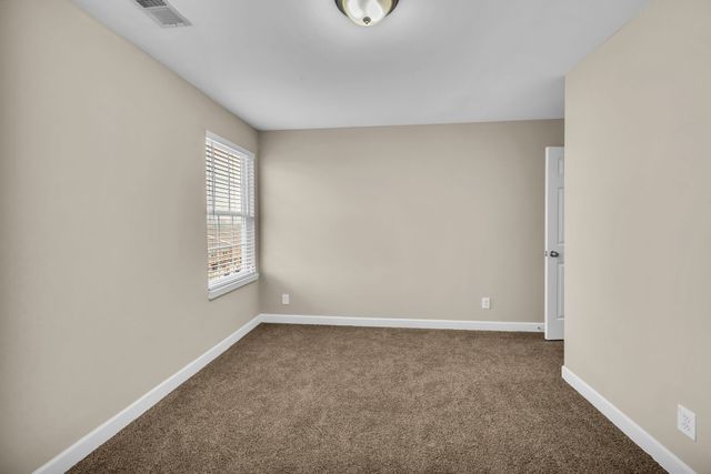 612 Bradburn Village Cir, Antioch, TN 37013