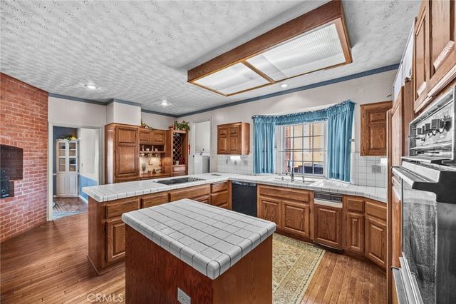 1909 Scenic Ridge, Chino Hills, CA 91709