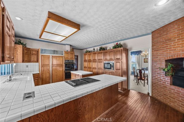 1909 Scenic Ridge, Chino Hills, CA 91709