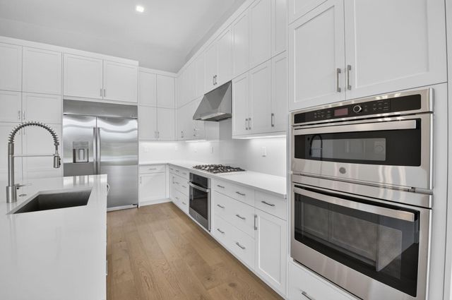 9724 JUNIPER BAY Avenue, Boca Raton, FL 33434